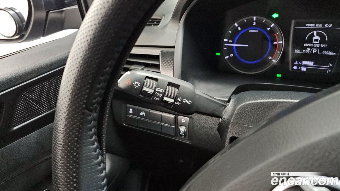 KG_Mobility_Ssangyong Rexton 2020