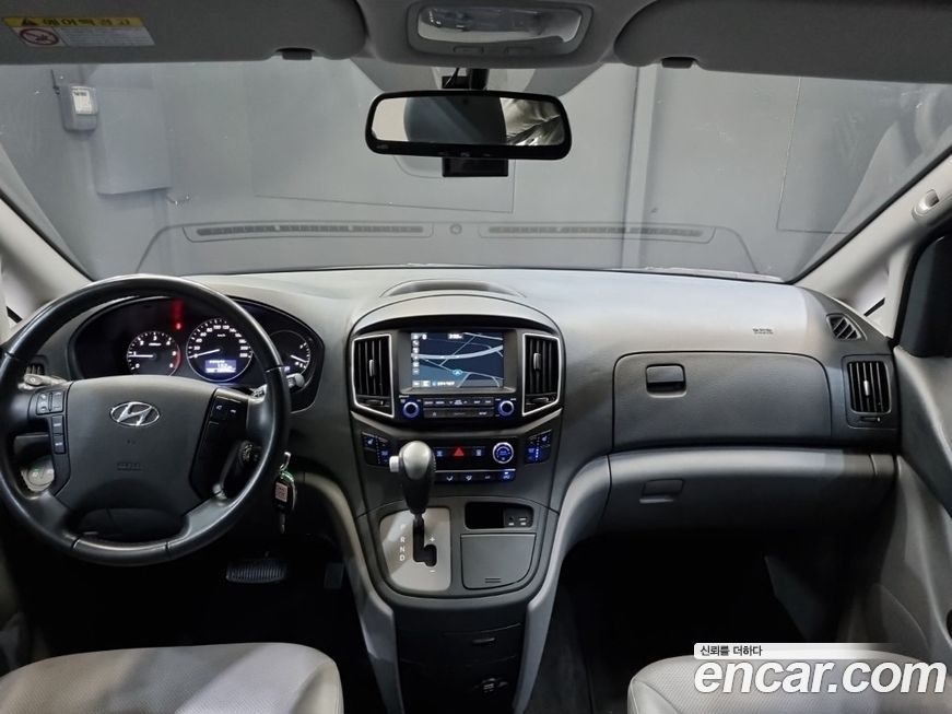 Hyundai Starex 2019