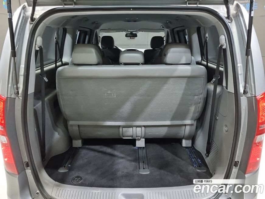 Hyundai Starex 2019