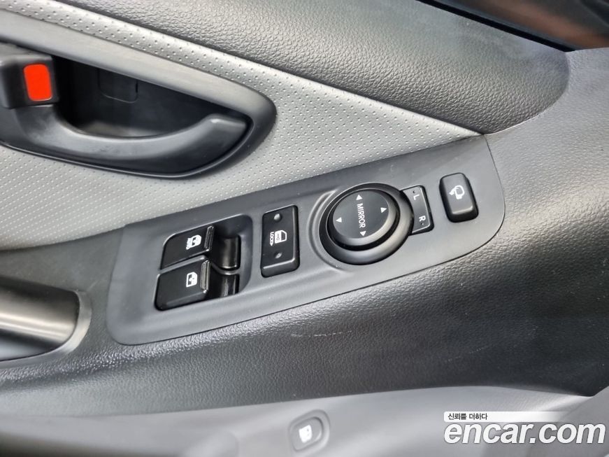 Hyundai Starex 2019