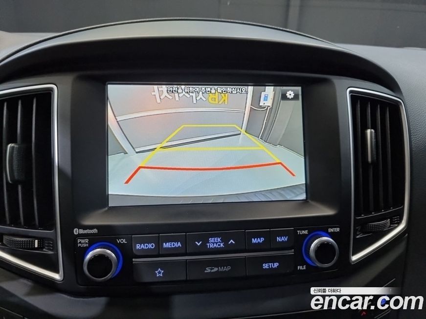 Hyundai Starex 2019