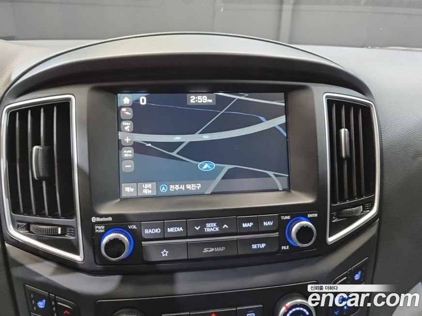 Hyundai Starex 2019