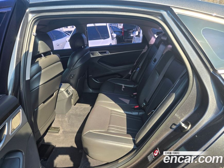 Genesis G80 2018