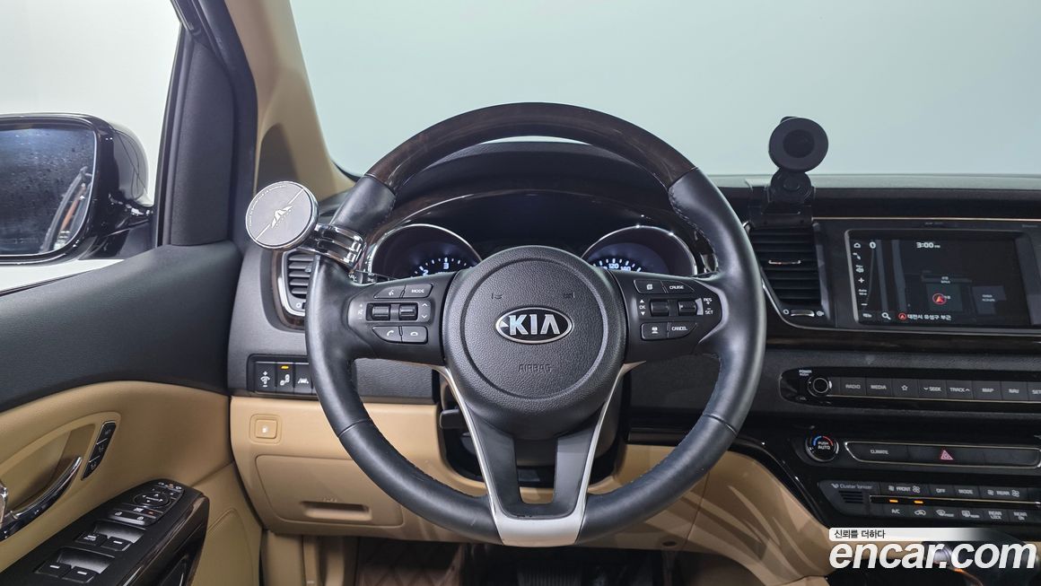 Kia Canival 2019