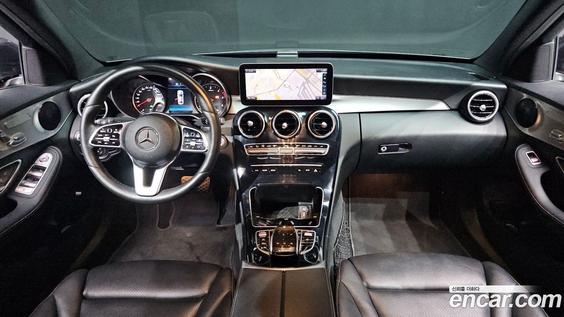 Mercedes-Benz C-Class 2020
