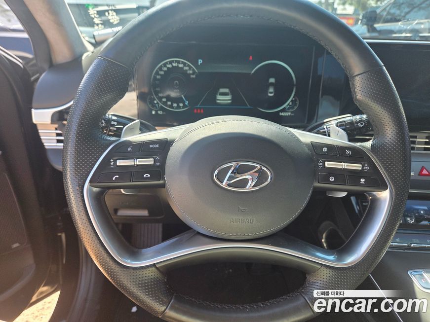 Hyundai Grandeur 2020