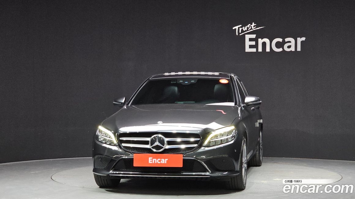 Mercedes-Benz C-Class 2020