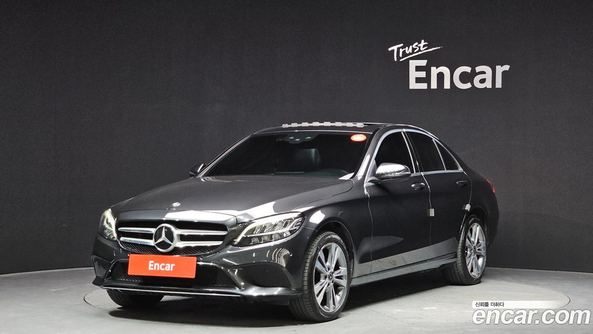 Mercedes-Benz C-Class 2020