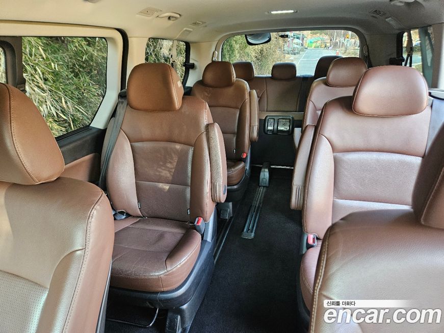 Hyundai Starex 2019