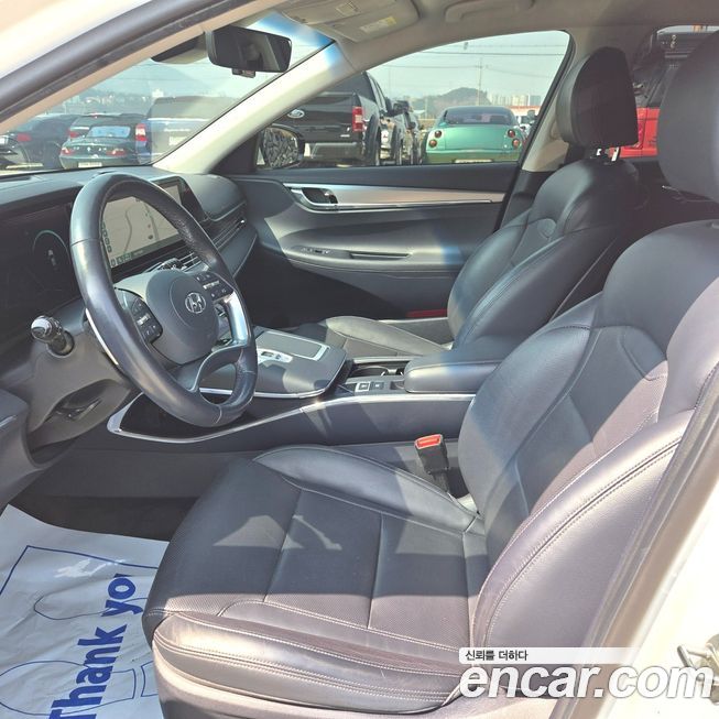 Hyundai Grandeur 2020