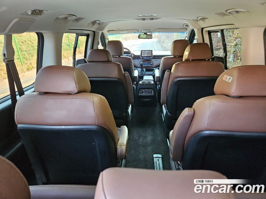Hyundai Starex 2019