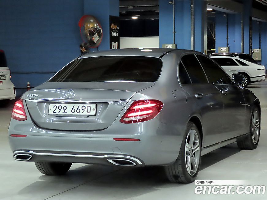 Mercedes-Benz E-Class 2019