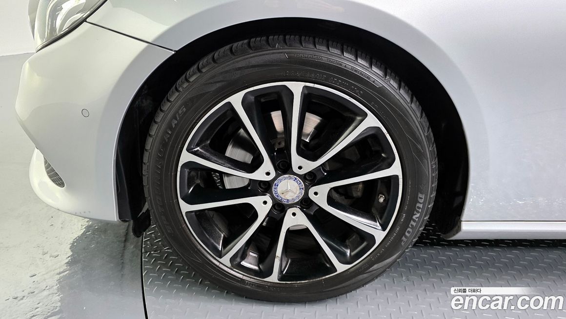 Mercedes-Benz E-Class 2017