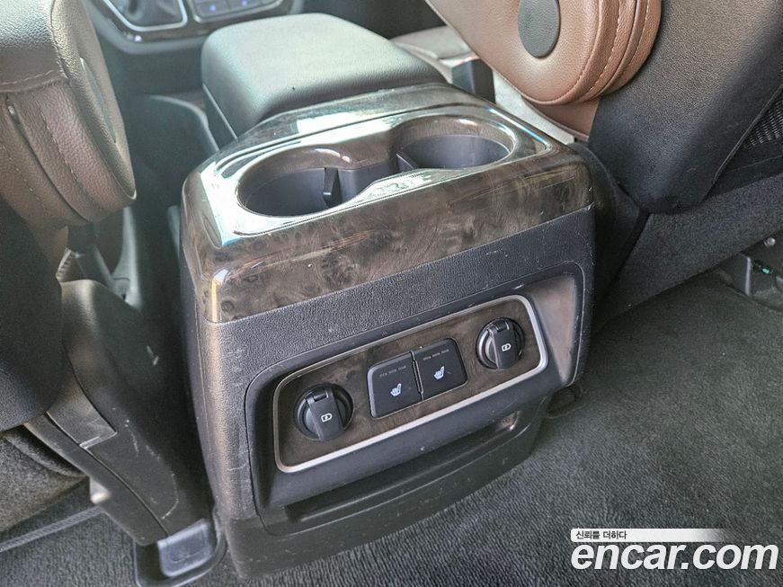 Hyundai Starex 2019