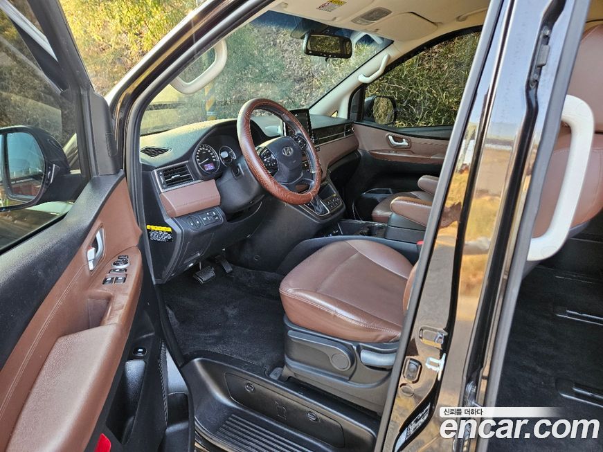 Hyundai Starex 2019