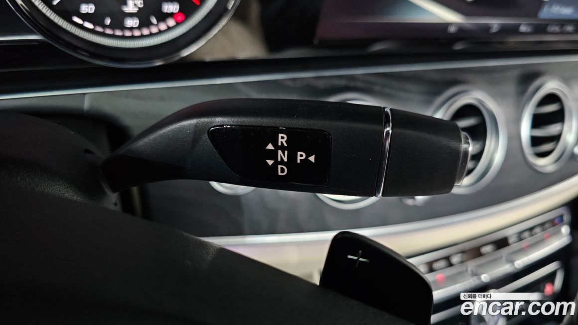 Mercedes-Benz E-Class 2017