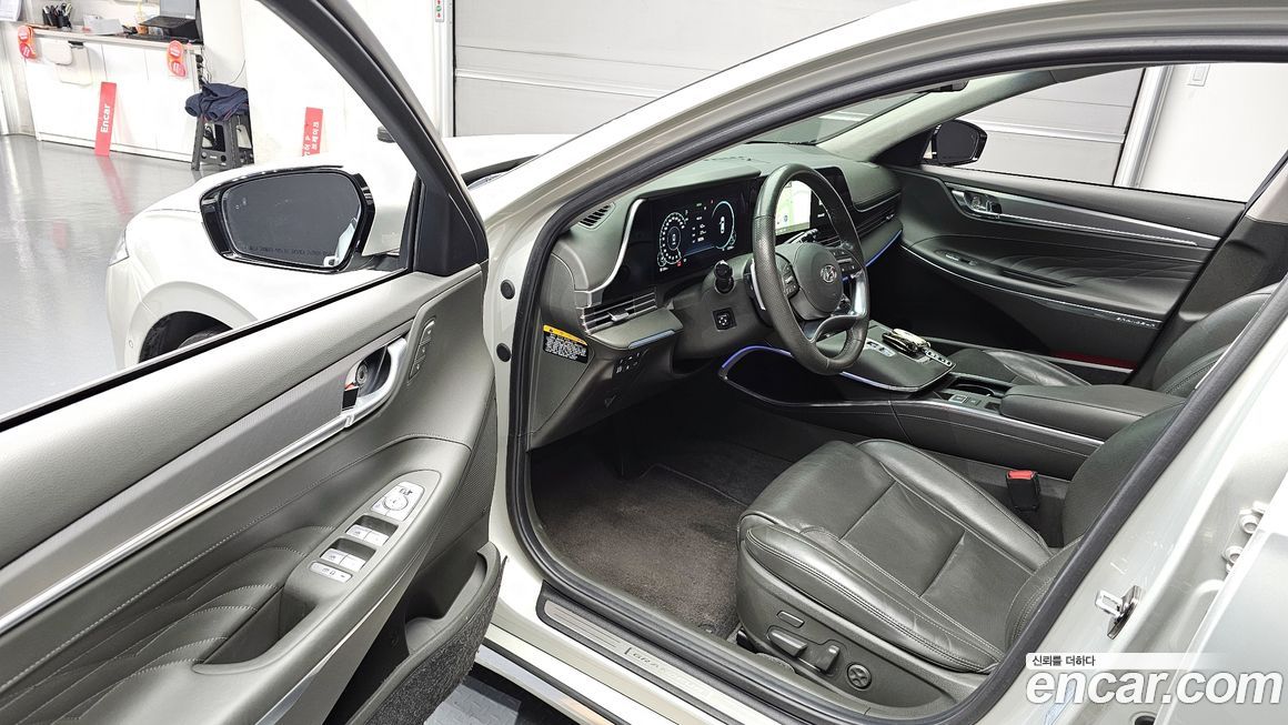 Hyundai Grandeur 2020