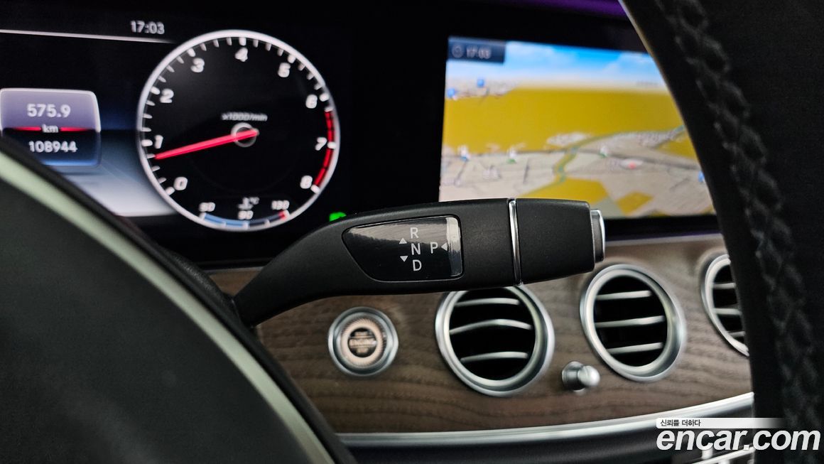 Mercedes-Benz E-Class 2018