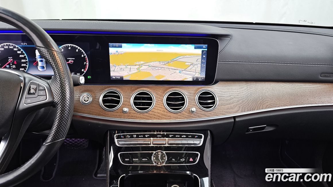 Mercedes-Benz E-Class 2018