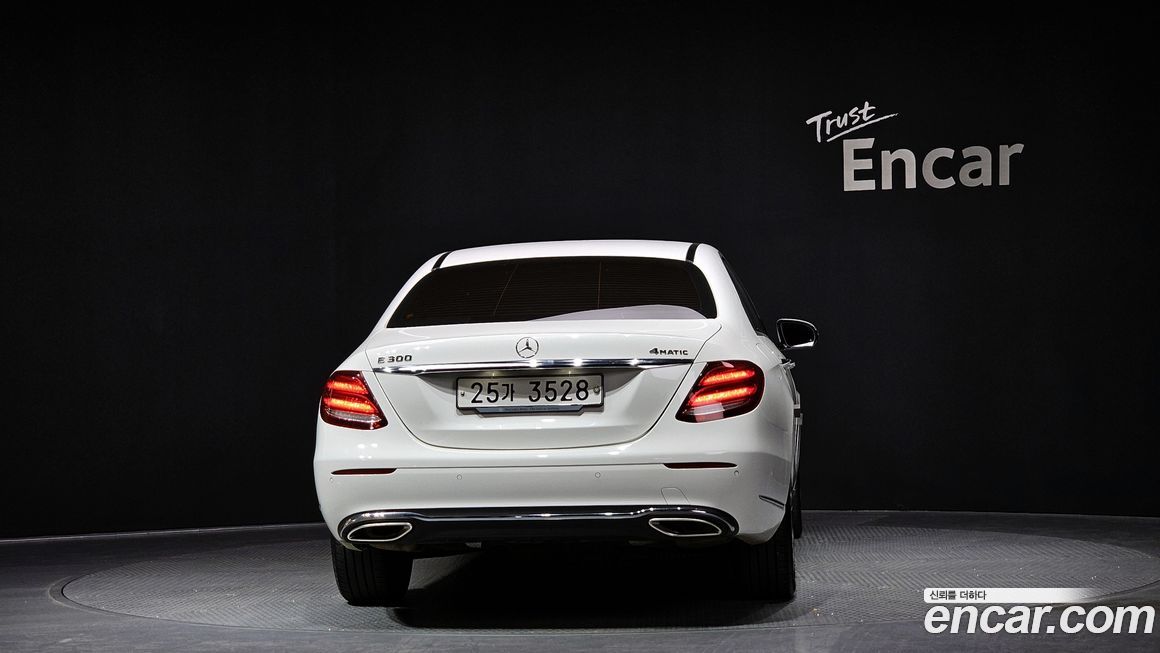 Mercedes-Benz E-Class 2018