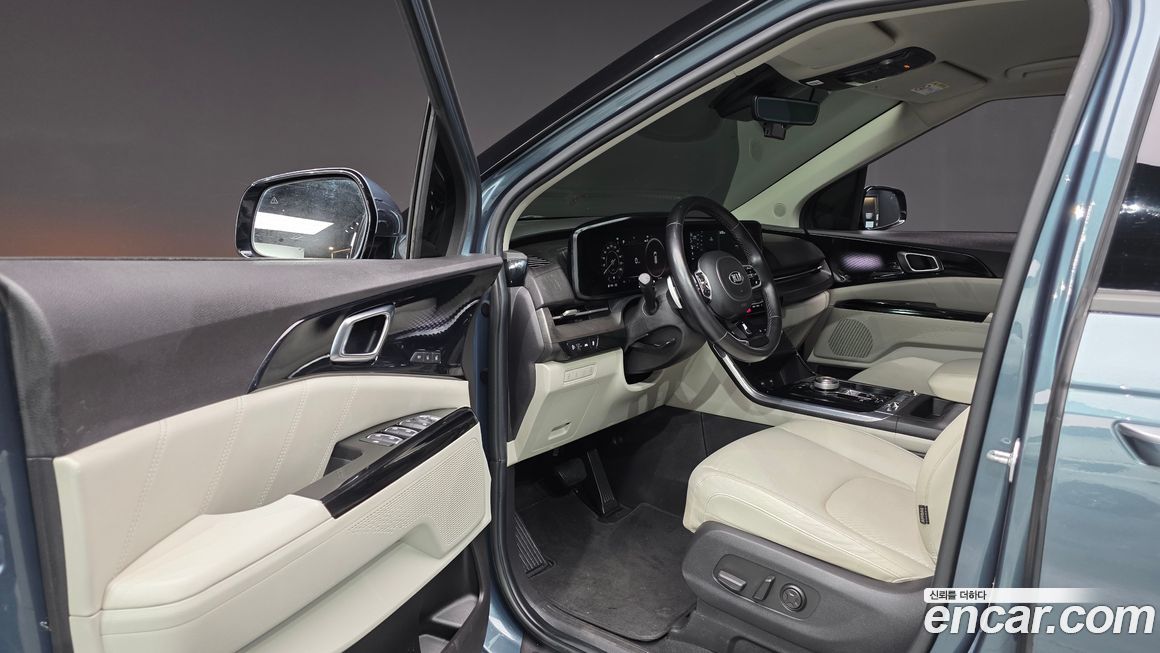 Kia Canival 2021