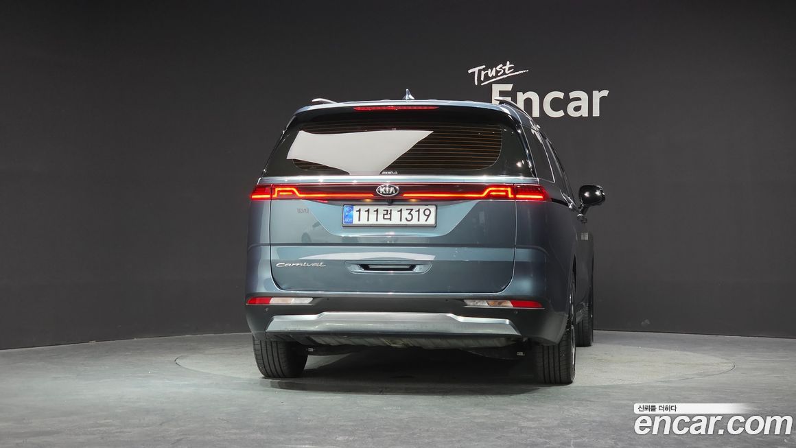 Kia Canival 2021