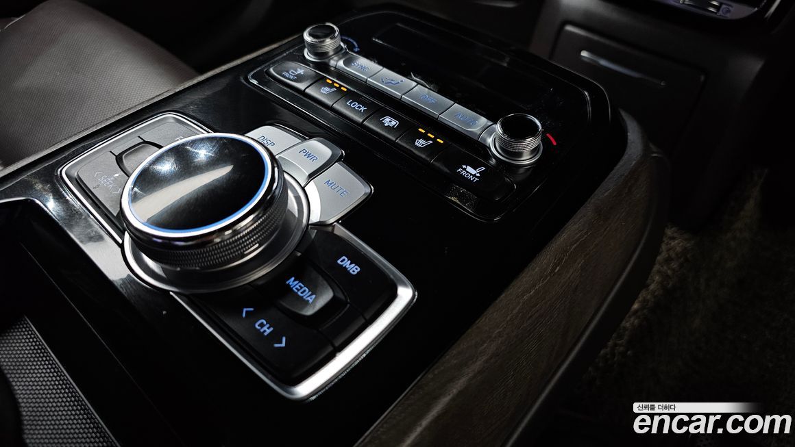 Genesis G90 2019