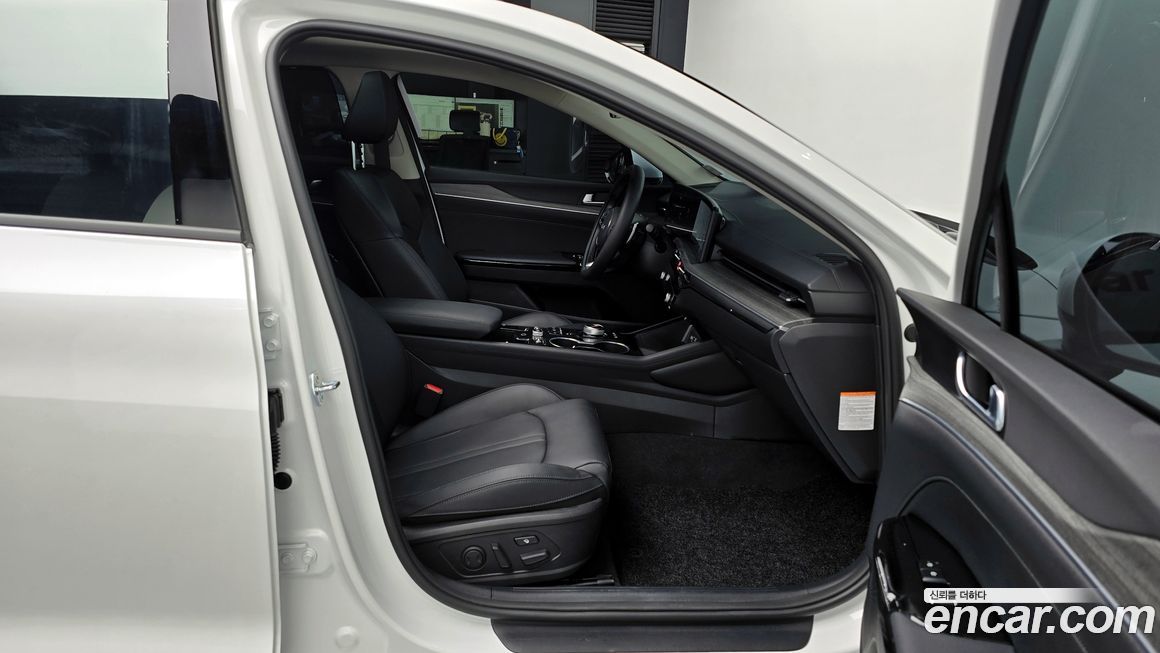 Kia K5 2025