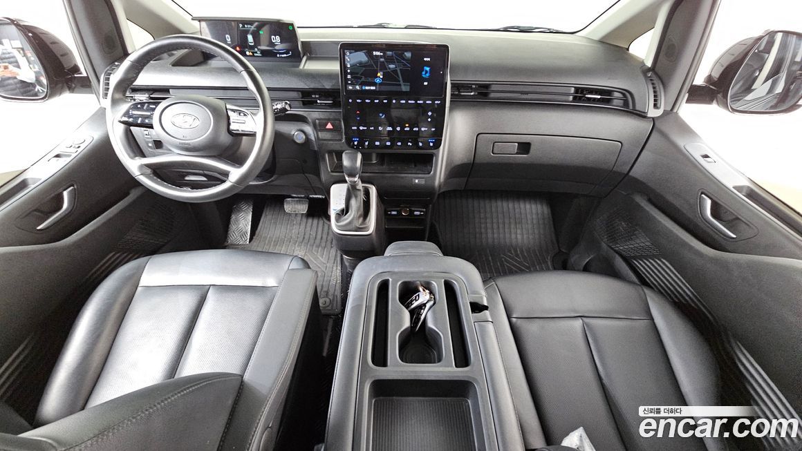 Hyundai Staria 2022