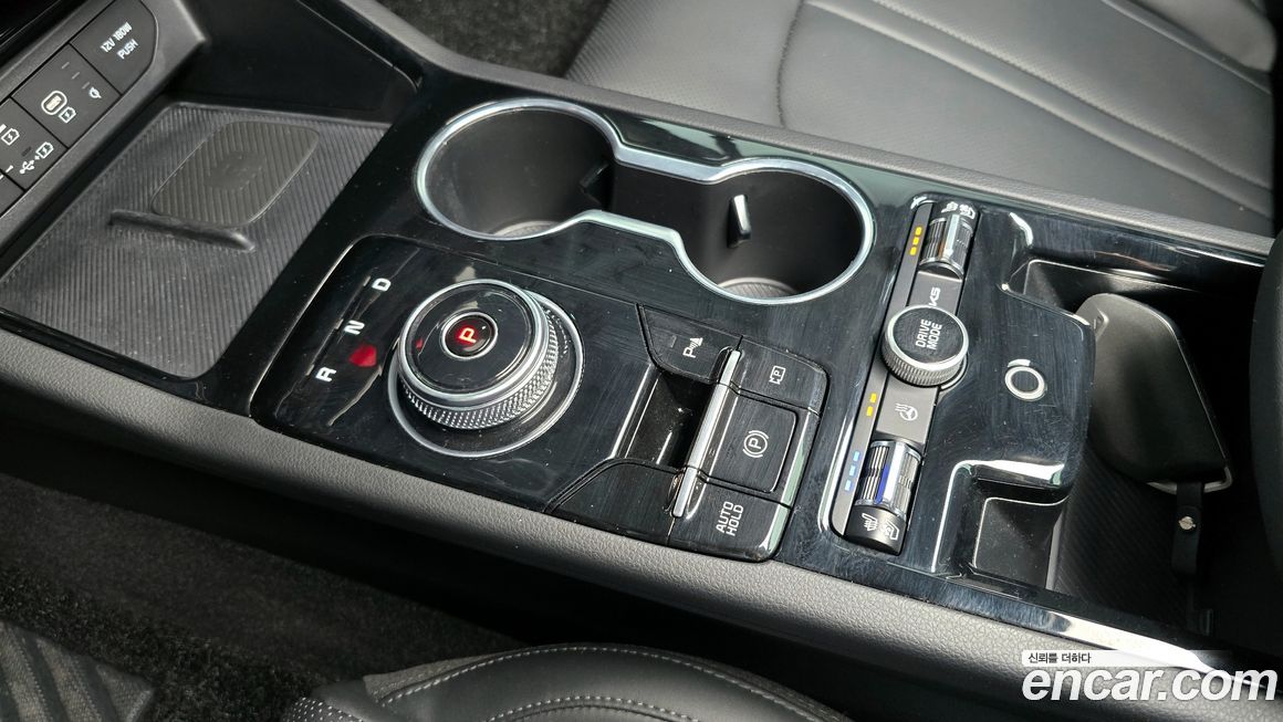 Kia K5 2025