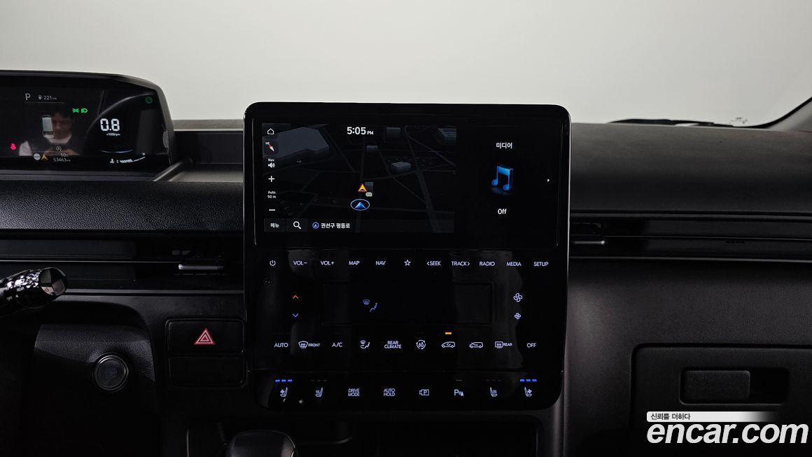Hyundai Staria 2022