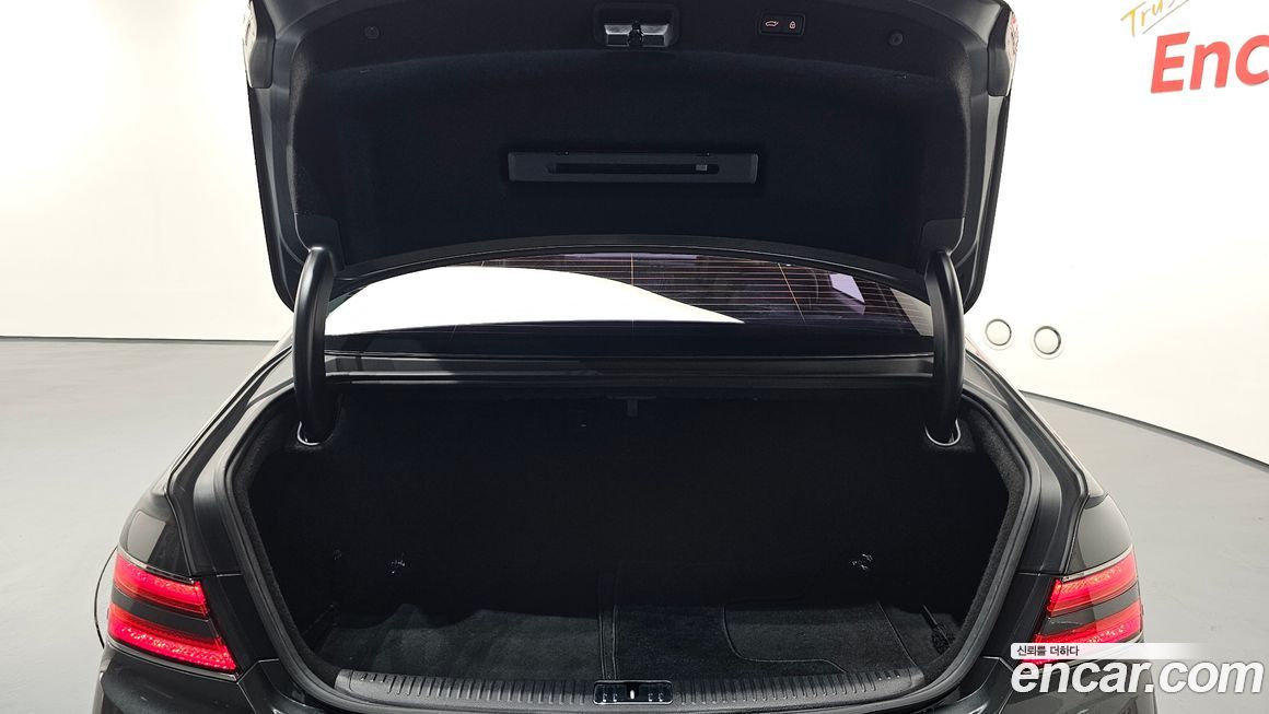 Genesis G90 2019