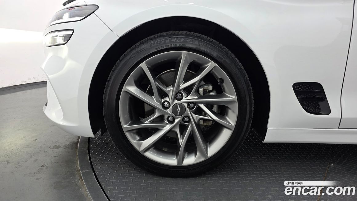 Genesis G70 2021