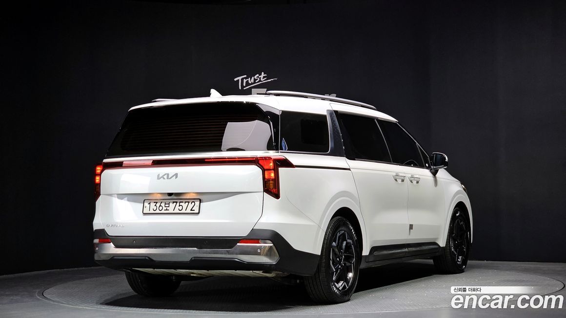 Kia Canival 2024