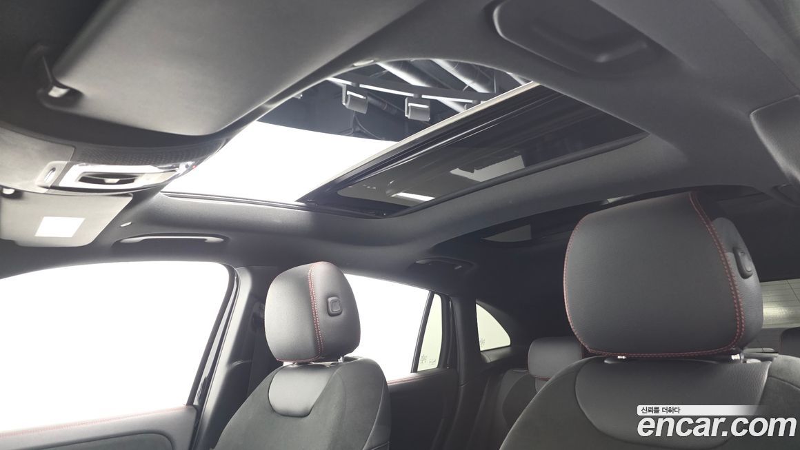 Mercedes-Benz GLA-Class 2020