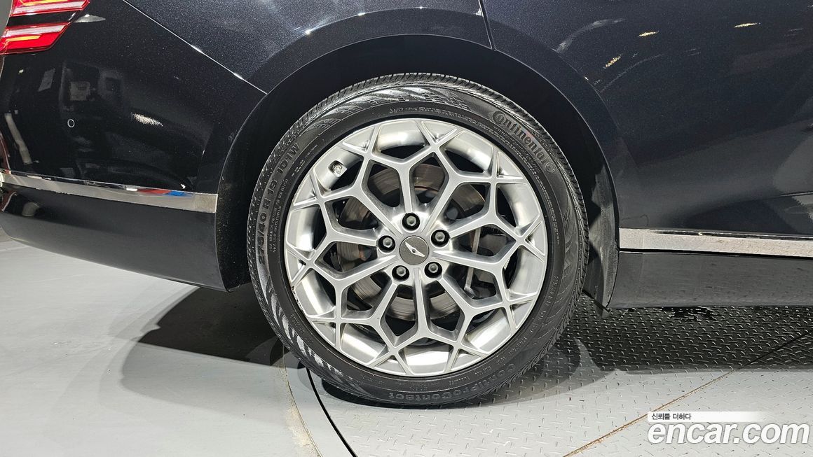 Genesis G80 2021