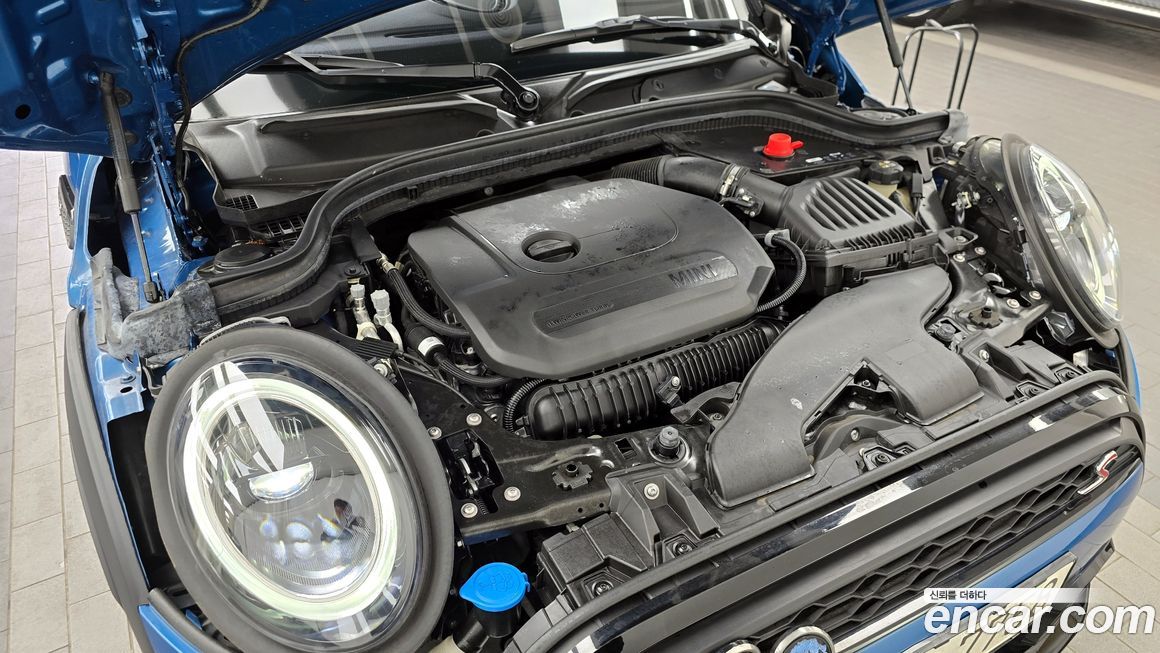 Mini Cooper Convertible 2023