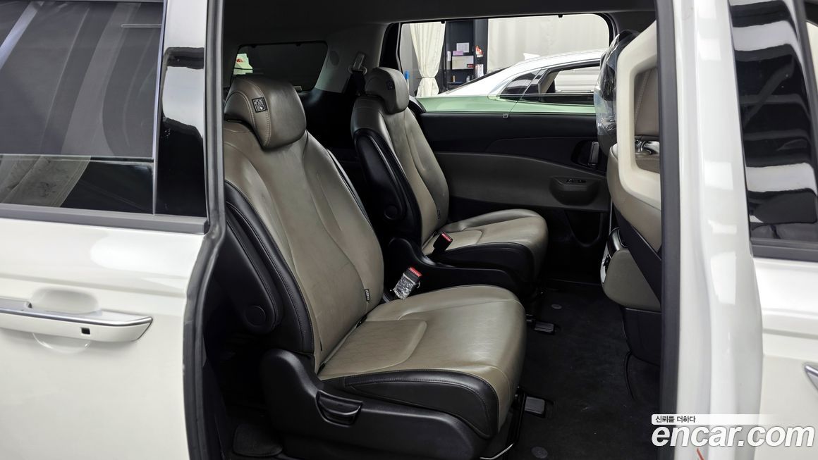 Kia Canival 2024