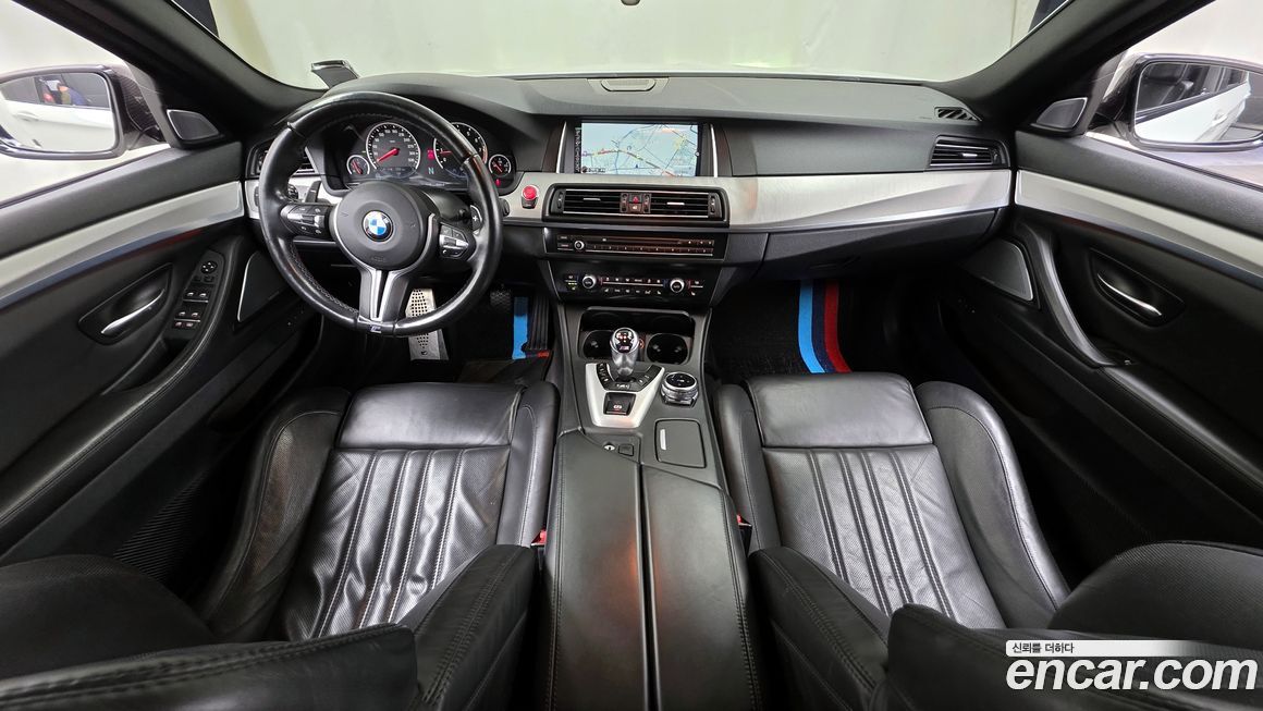 BMW M5 2016