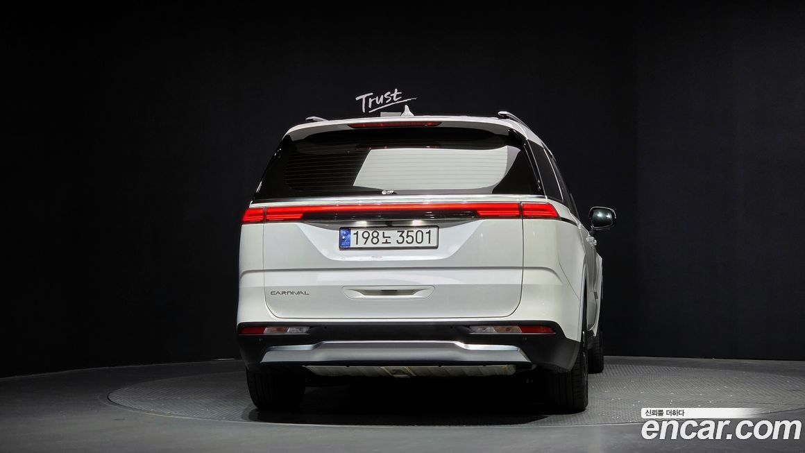 Kia Canival 2021