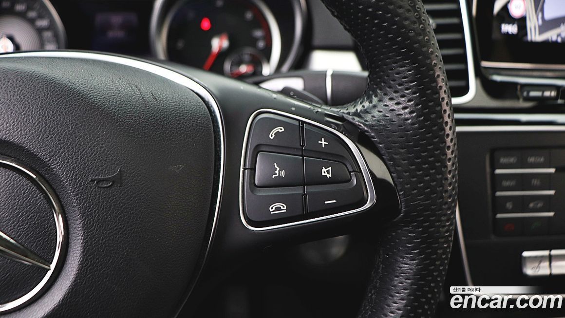 Mercedes-Benz GLE-Class 2018