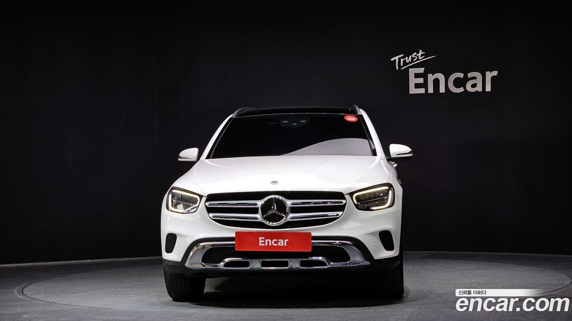 Mercedes-Benz GLC-Class 2021