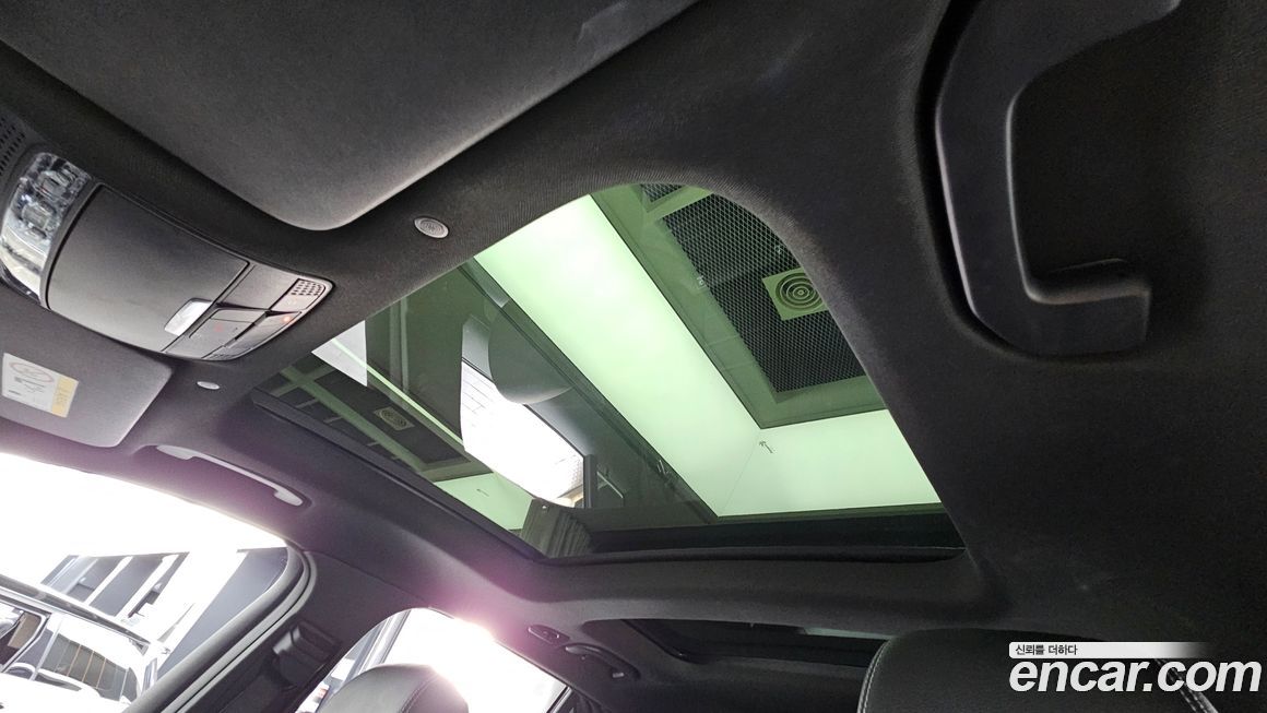 Mercedes-Benz GLC-Class 2021