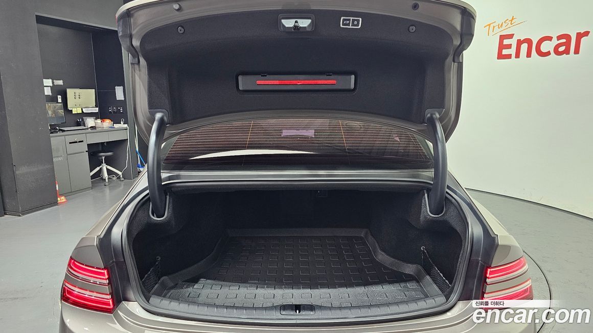 Genesis G80 2021