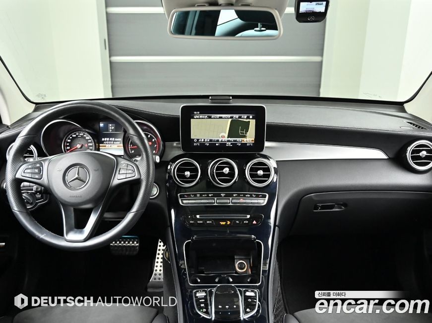 Mercedes-Benz GLC-Class 2019