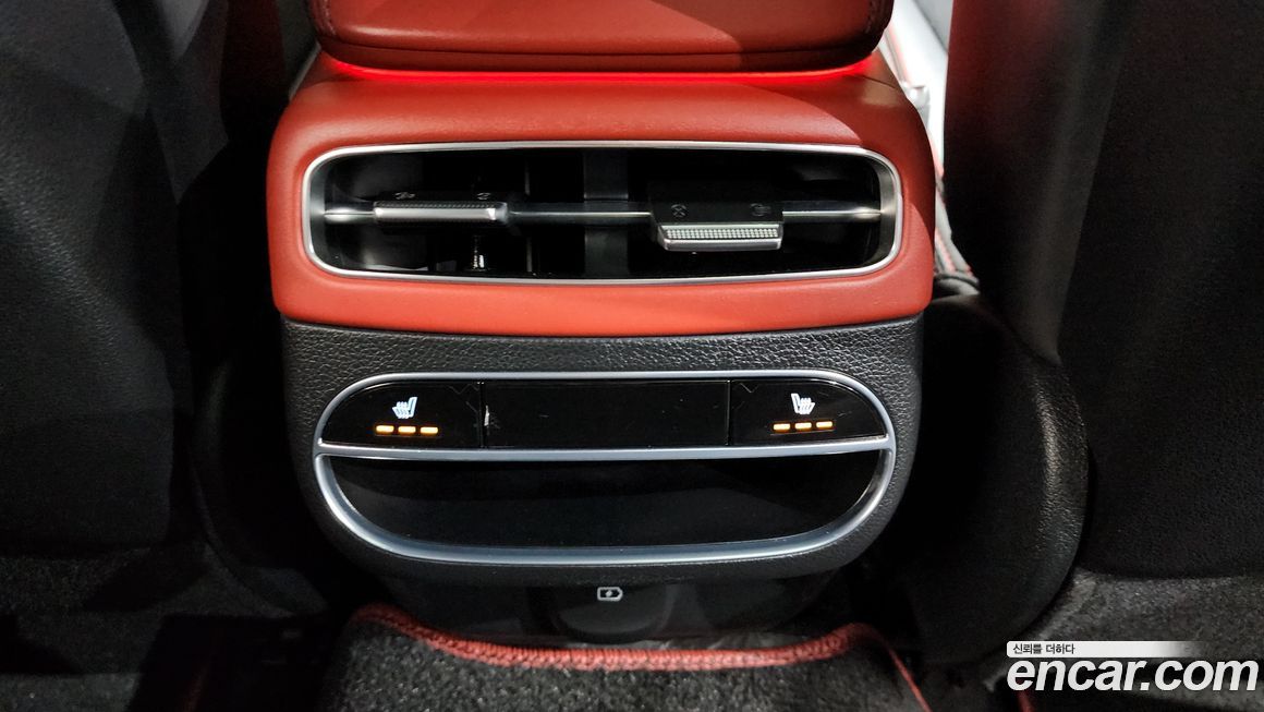 Genesis GV70 2021