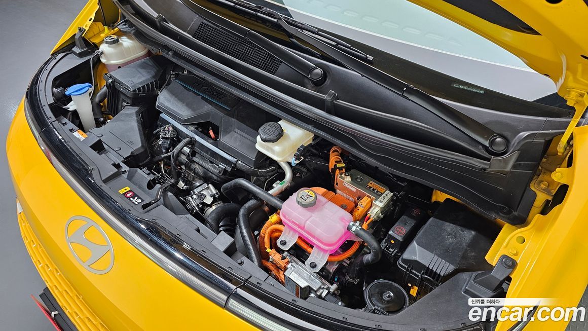 Hyundai Staria 2025
