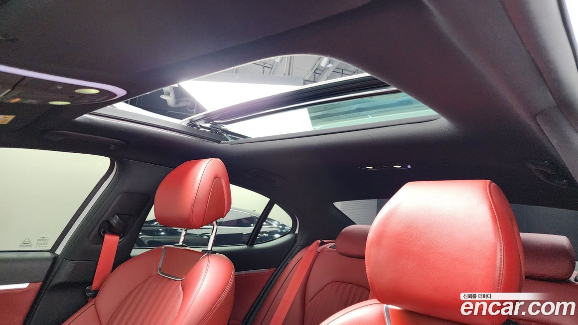 Genesis G70 2023