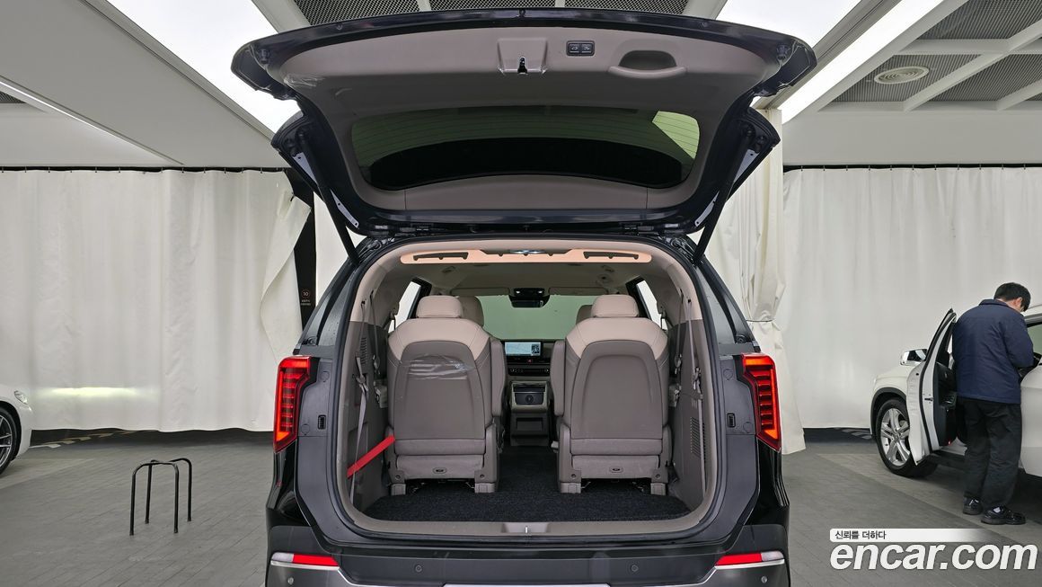 Kia Canival 2025