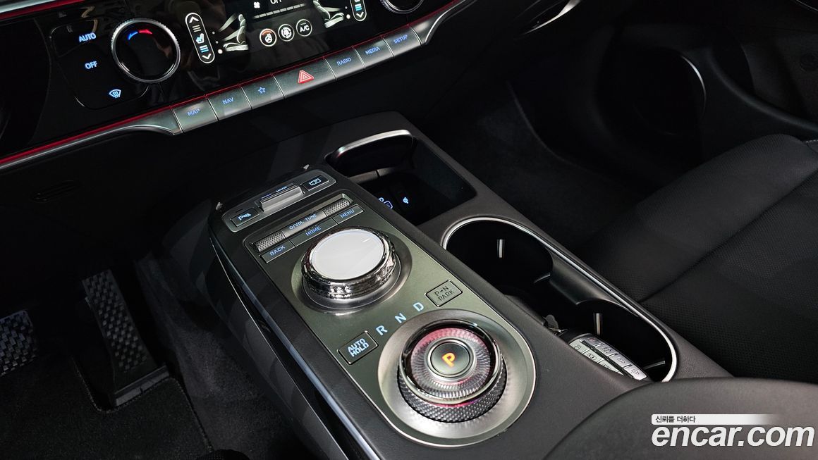 Genesis GV70 2022